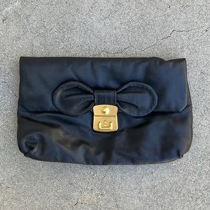 Good as new Marc by Marc Jacobs Oversized Leather Bow Clutch